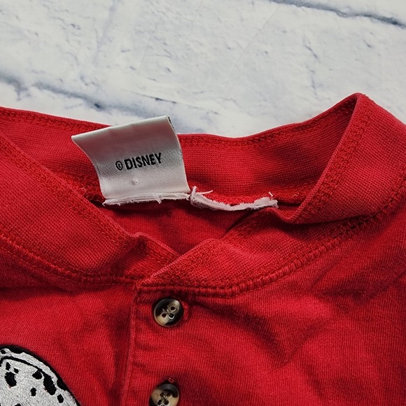 101 Dalmatians SIZE XL Embroidered  Shirt Red Henley Disney Mickey Inc VINTAGE - Picture 7 of 12